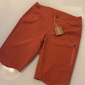 Patagonia Dirt Roamer Bike Shorts - size 6